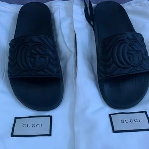 Gucci - Men's Matelassé (Black) Rubber Slide